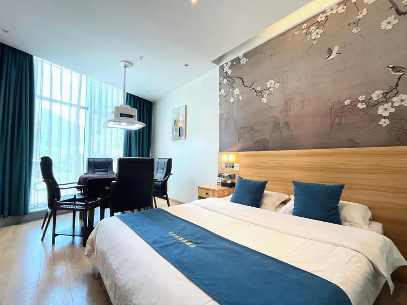 Qigu Water Business Hotel - Image 1
