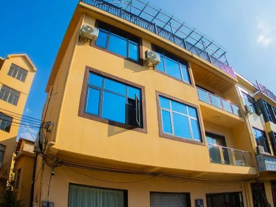 Huicheng B&B (Wangxian Valley Scenic Area Branch) - Image 1