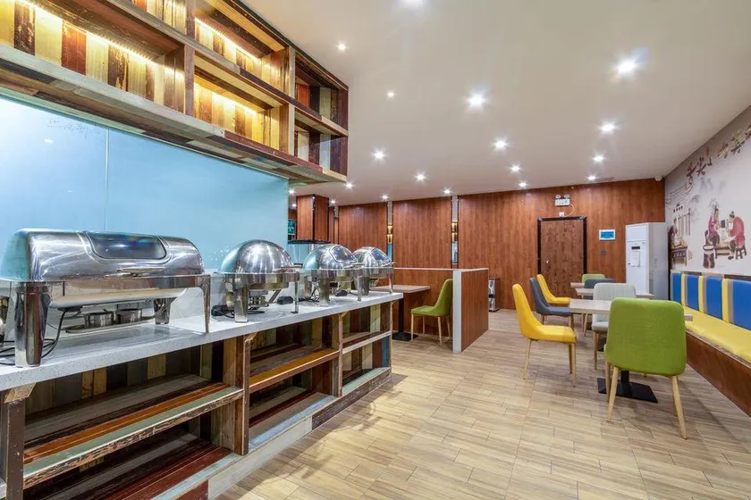 Dongguan Qingfeng Hotel - Image 1