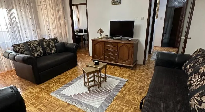 TAMARIS Apartment - Image 1