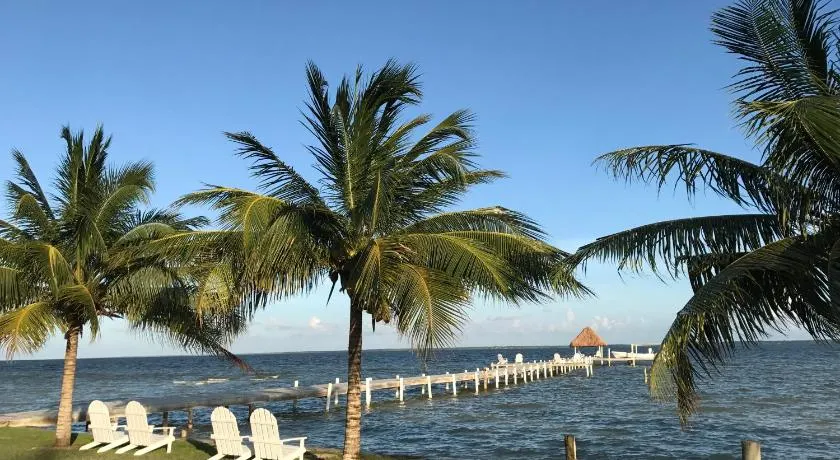Tilt-Ta-Dock Resort Belize - Image 1