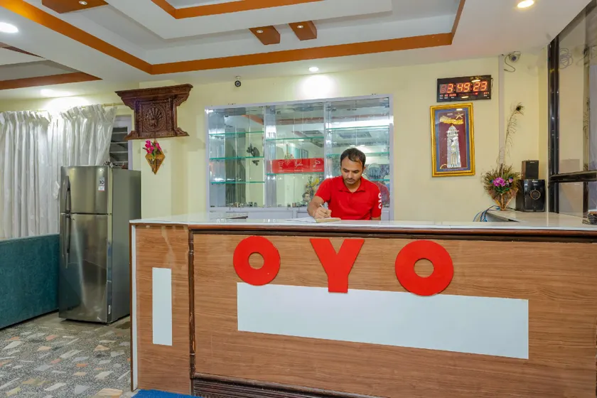 OYO 811 Hotel New Pokhara Palace - Image 1