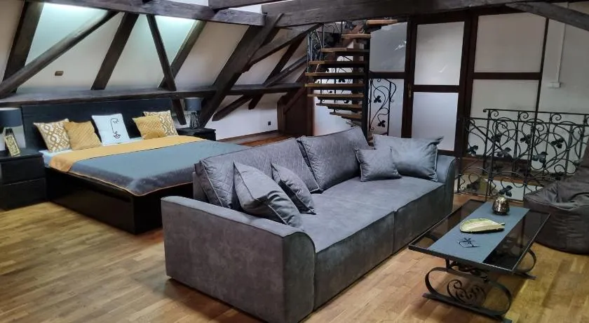 Galerie Vila Lucia 5 -Loft apartmán - Image 1