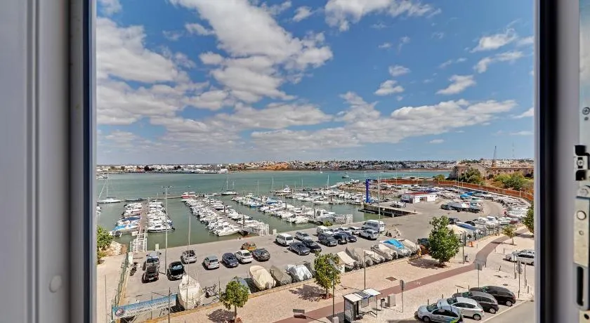 Portimão Marina View by Homing - Image 1