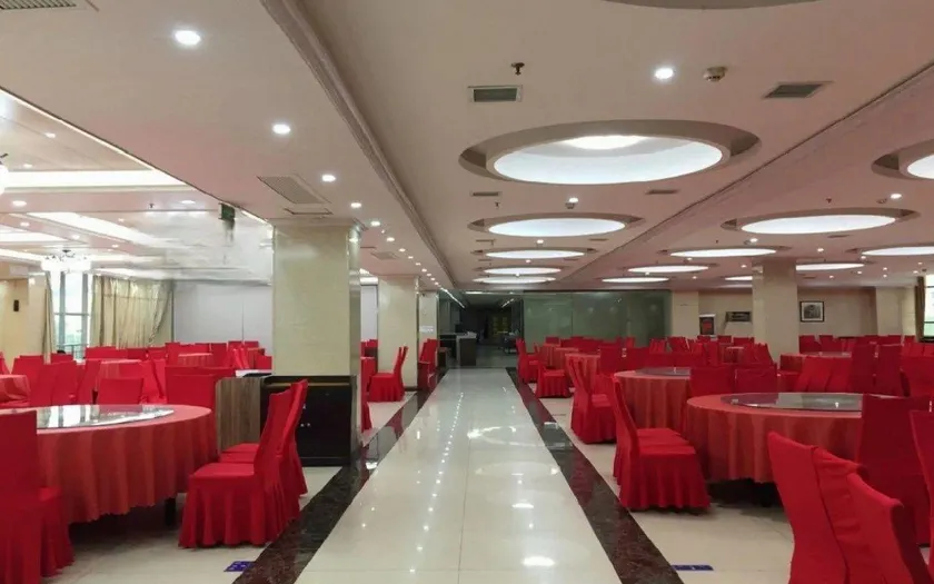 Sui Zhou Hotel - Image 1