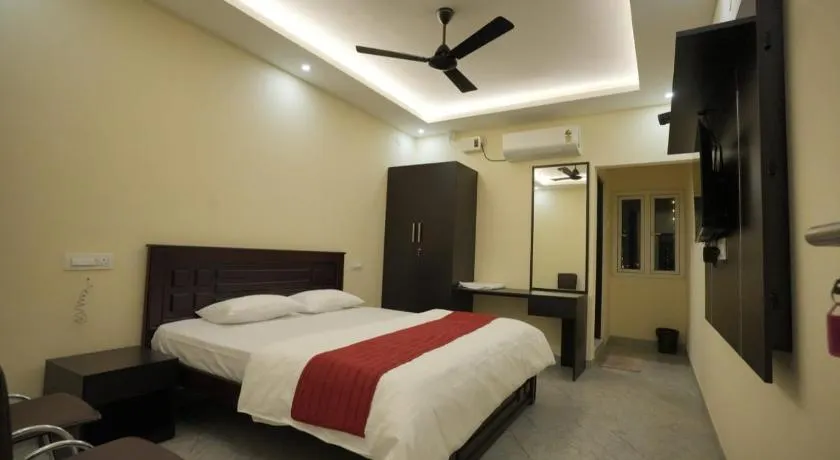 Keerthana Marriage hall and Rooms - Image 1