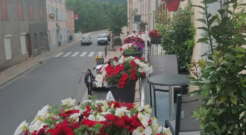 Hotel Axat - Image 1