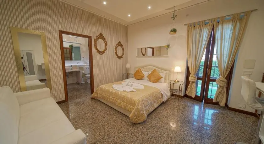 Vitti's Home Verona - Image 1