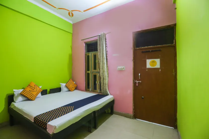 SPOT ON 65967 Shree Shyam Restaurant And Guest House - Image 1