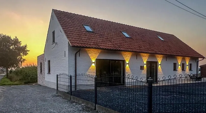 De Viervoeters Hoeve - Image 1