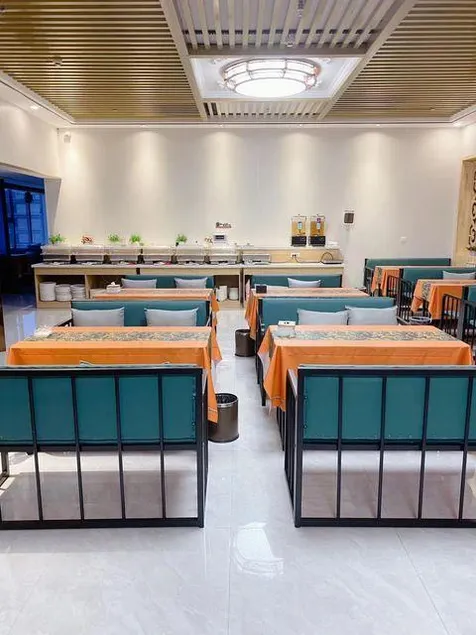 Chang An Jin Zuo Hotel - Image 1