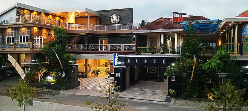 Hotel SanRa - Image 1
