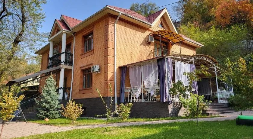 CryptoHotel.Club - Image 1