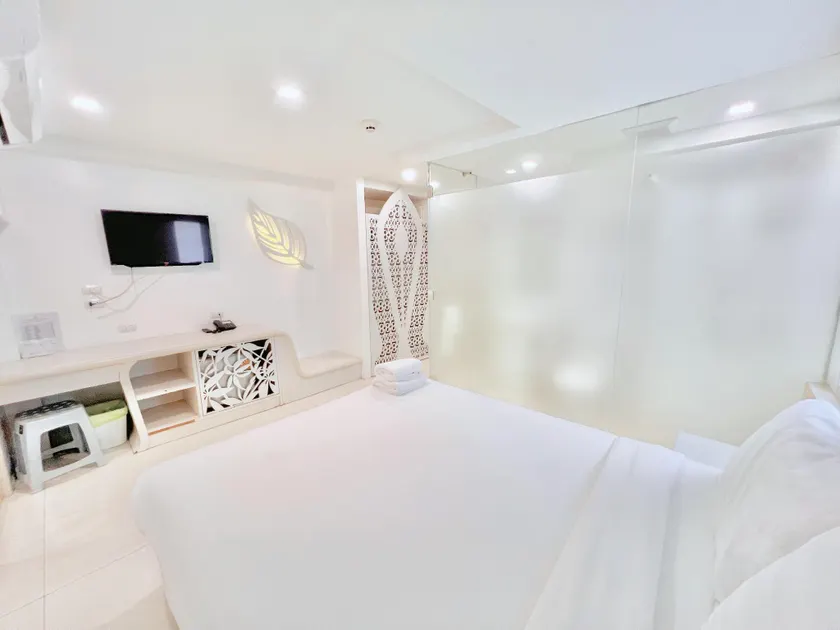 SnoozZotel - Image 1