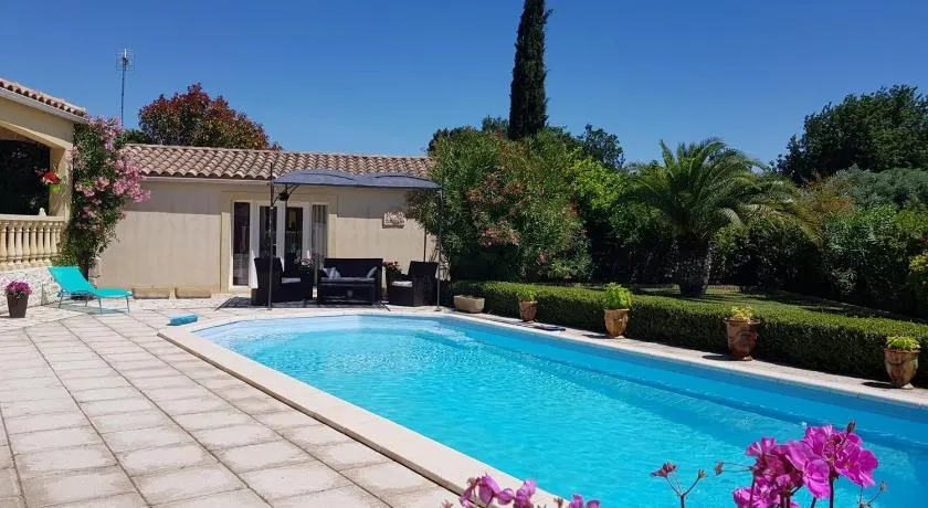 " Chez NADOU " 2 Chambres d' Hôtes dans maison indépendante à 4 Kms d'Uzès - Image 1