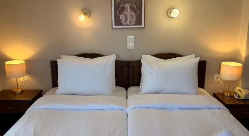 Hotel Lemnos - Image 1
