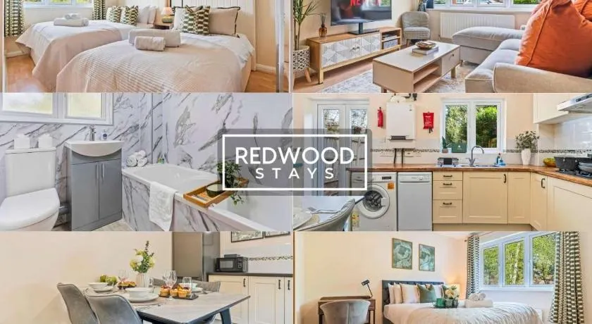 BRAND NEW! Home Near Frimley Hospital, FREE Parking & WiFi By Redwood Stays - Image 1