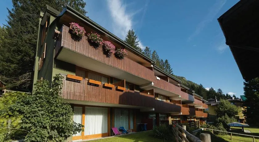 Tre Ville Retreat - Mad di Campiglio - Near Ski Lifts - Parking - Image 1