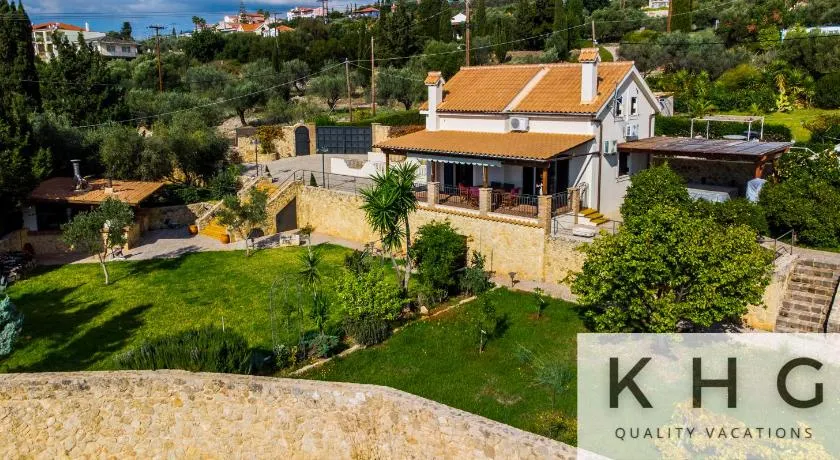 Villa Harmony in Lourdata - Image 1