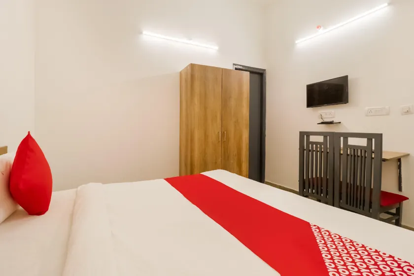 Hotel O neelkanth - Image 1