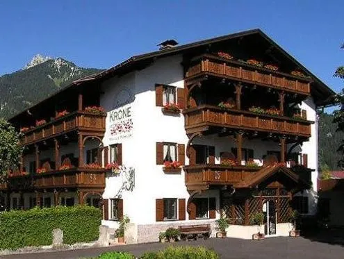 Hotel Krone Tirol - Image 1