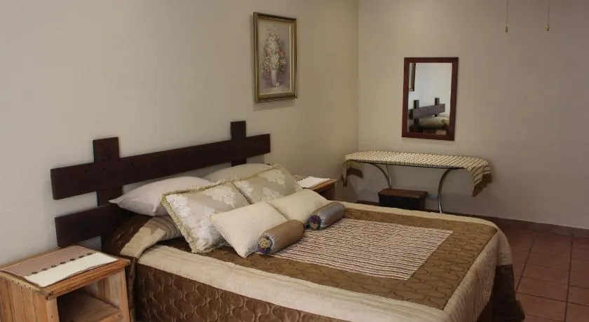Charming Self Catering Apartment - Image 1