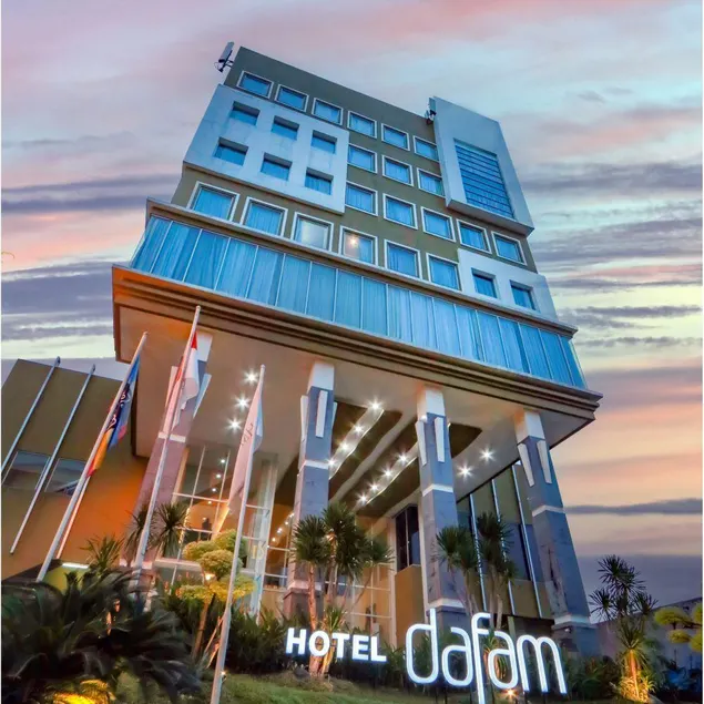 Hotel Dafam Pekalongan - Image 1