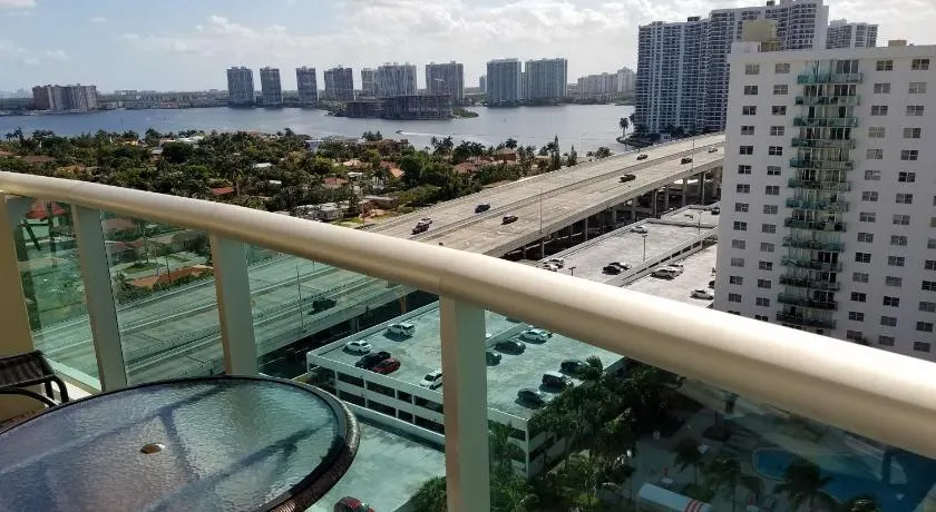 Penthouse Ocean Reserve - Image 1
