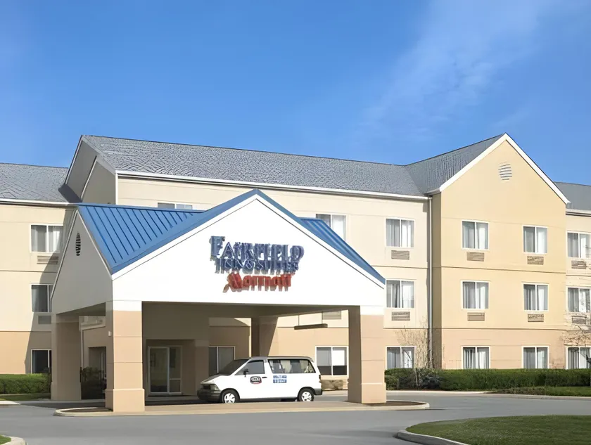 Best Western Allentown Bethlehem Lehigh Valley Inn & Suites - Image 1