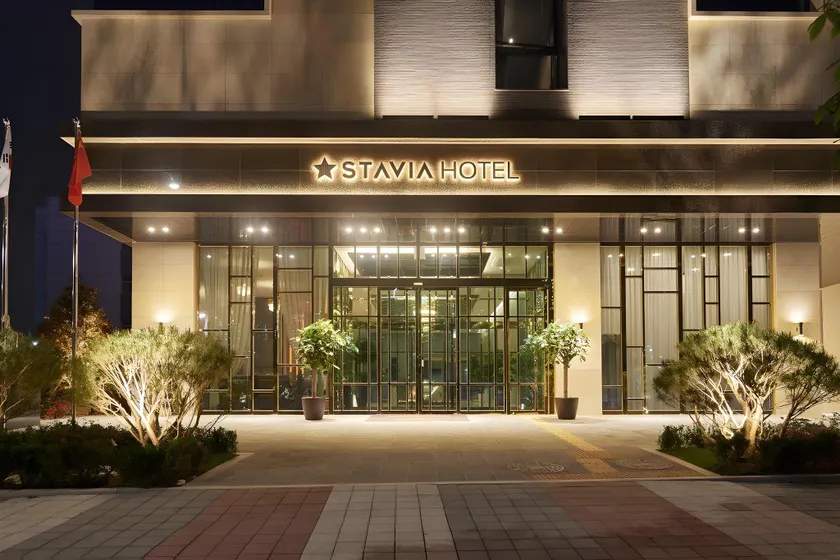 Gimpo Stavia - Image 1