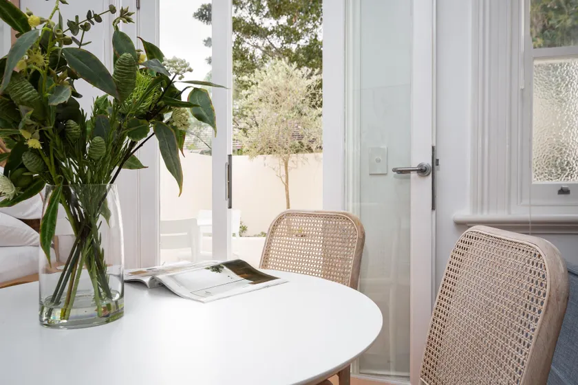 Chic Studio With Patio 20 min From CBD - Image 1