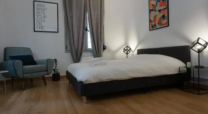 Exarcheia House - Image 1
