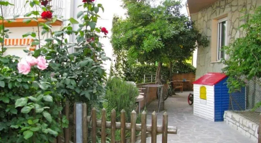 Appartamento al piano terra a Gabbice mare per grande compania - Image 1