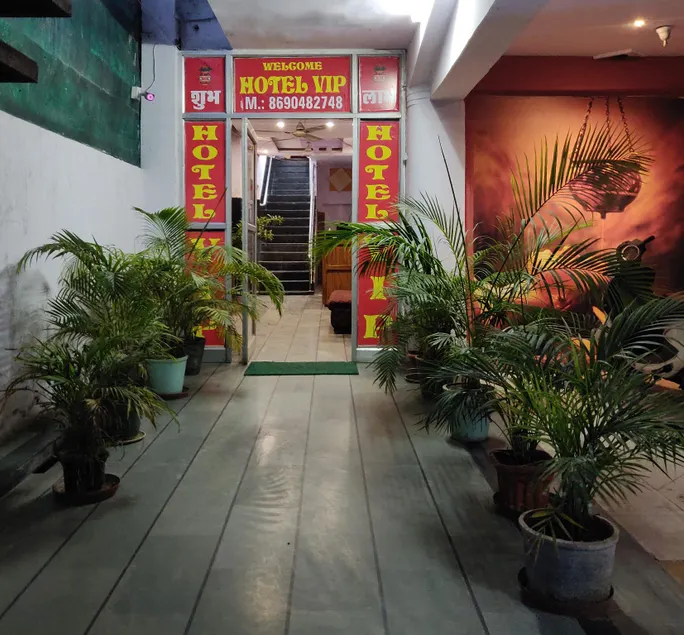 Hotel VIP - Image 1