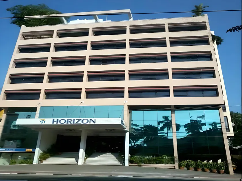 Hotel Horizon - Image 1