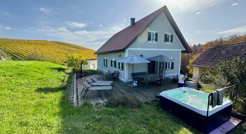 Schwalbennest Pongratz - Image 1