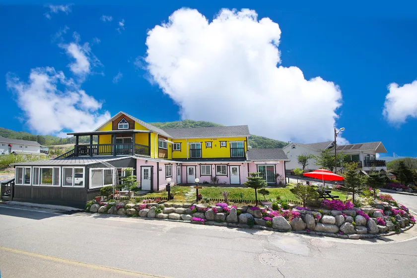 Pyeongchang Daegwanryeong Skyland Pension - Image 1