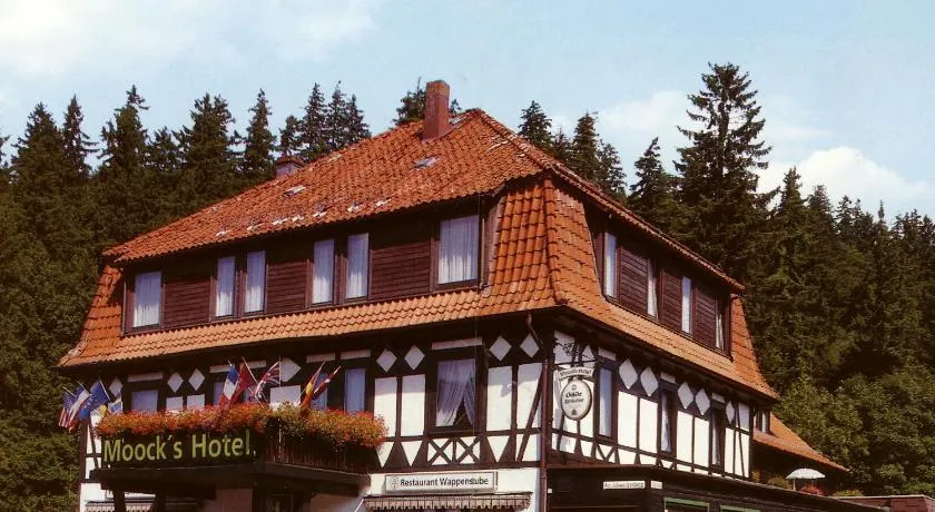 Moocks Hotel - Image 1