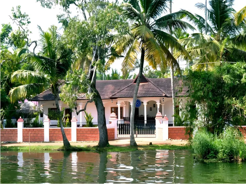 Sunny Days Homestay Alleppey - Image 1