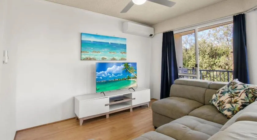 Windbourne Unit 11, 101 The Esplanade, Golden Beac - Image 1