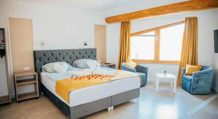 Wellness Spa Hotel Zeleni Raj - Image 1