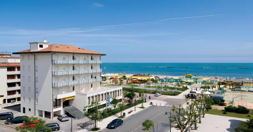 Little Hotel - Image 1