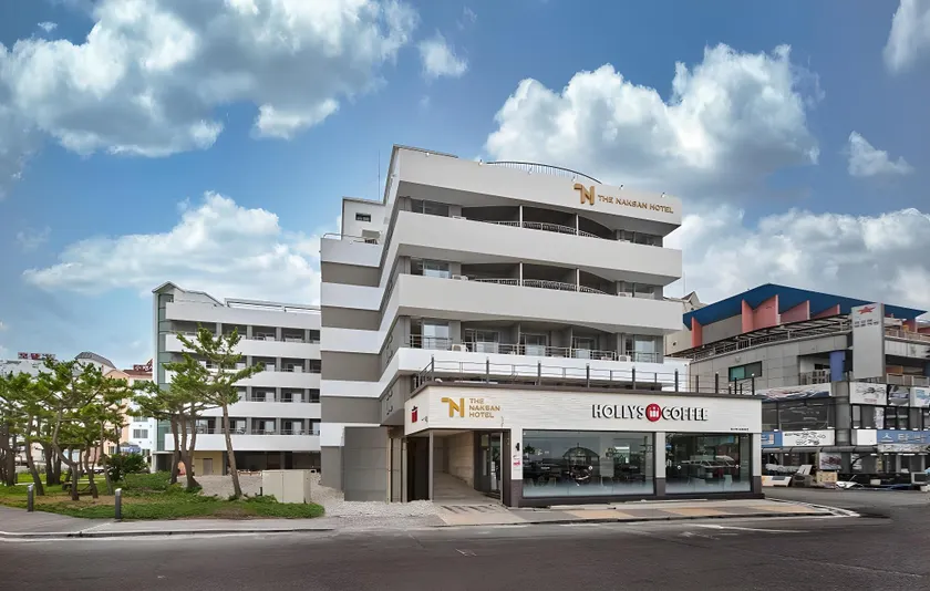 The Naksan Hotel - Image 1