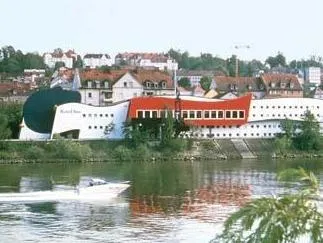 Rotel Inn - Image 1