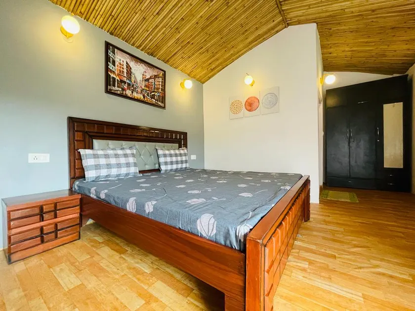 Orchard Hill Retreat - Image 1