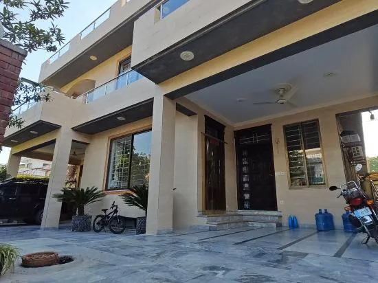 XIANSHAN CHINESE HOTEL - Image 1