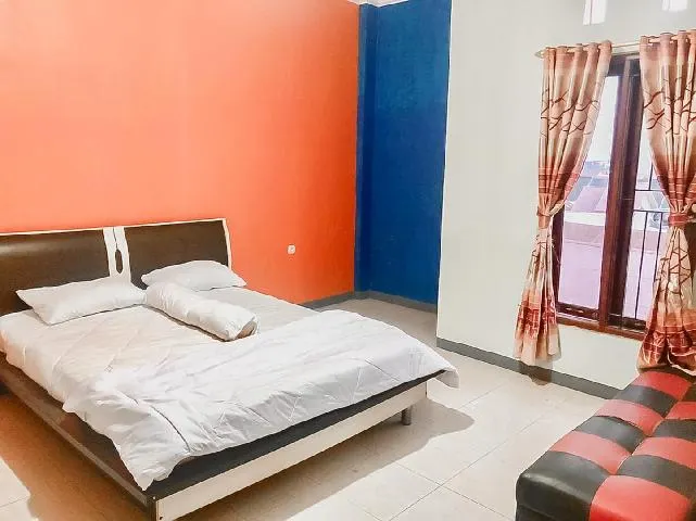RedDoorz Syariah near Jalan Jakarta Samarinda - Image 1