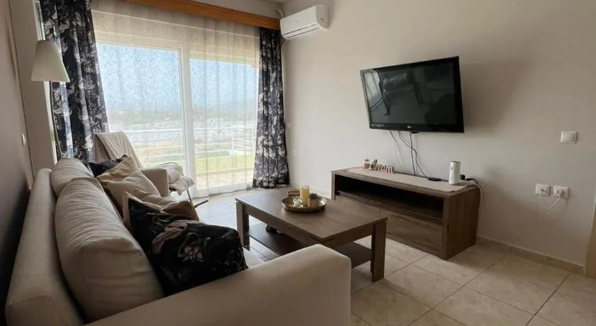 Dana's Apartment - Image 1