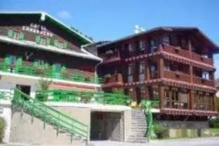 SNÖ Hotel Candanchú - Image 1