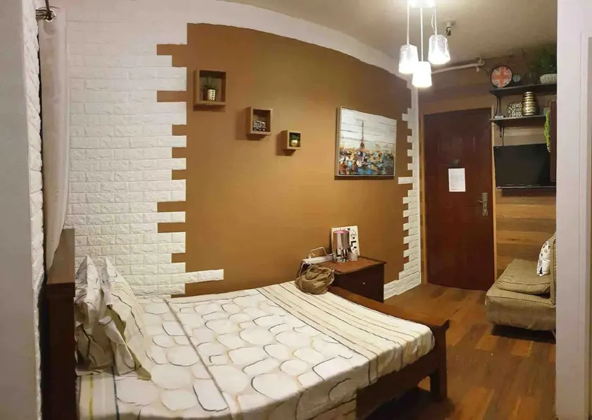 Reins Condotel at One Metropolitan Place - Image 1